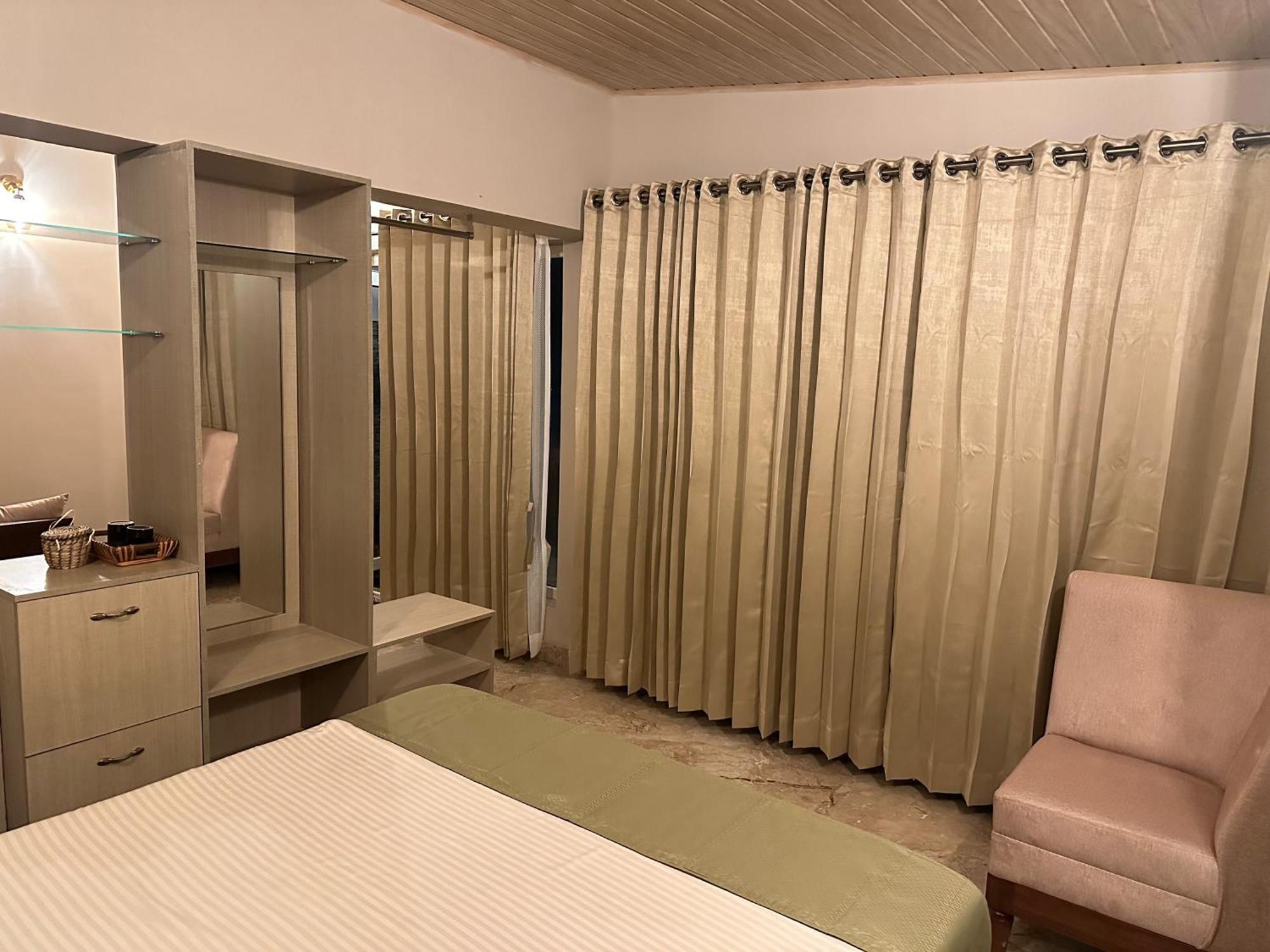 Planters Punch Resort Ooty Exterior photo